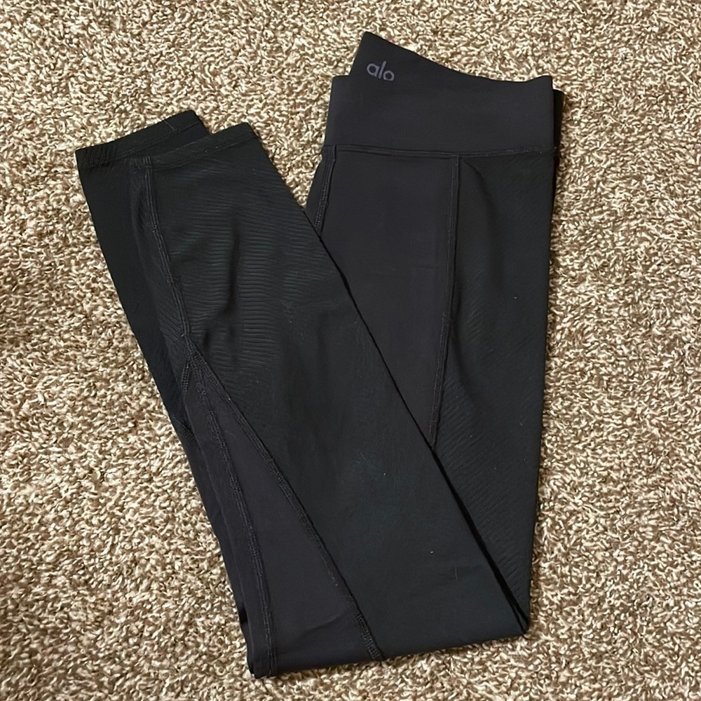 7/8 alo no limit leggings